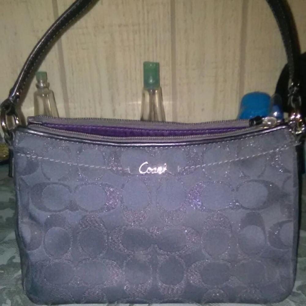 🚫Sold on Mercari🚫Smokey grey coach purse sparkly c design